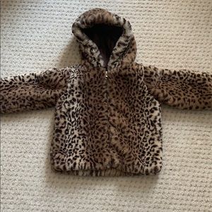Like new soft cheetah hooded cheetah coat.